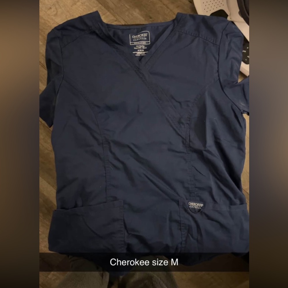 Cherokee Scrub Top